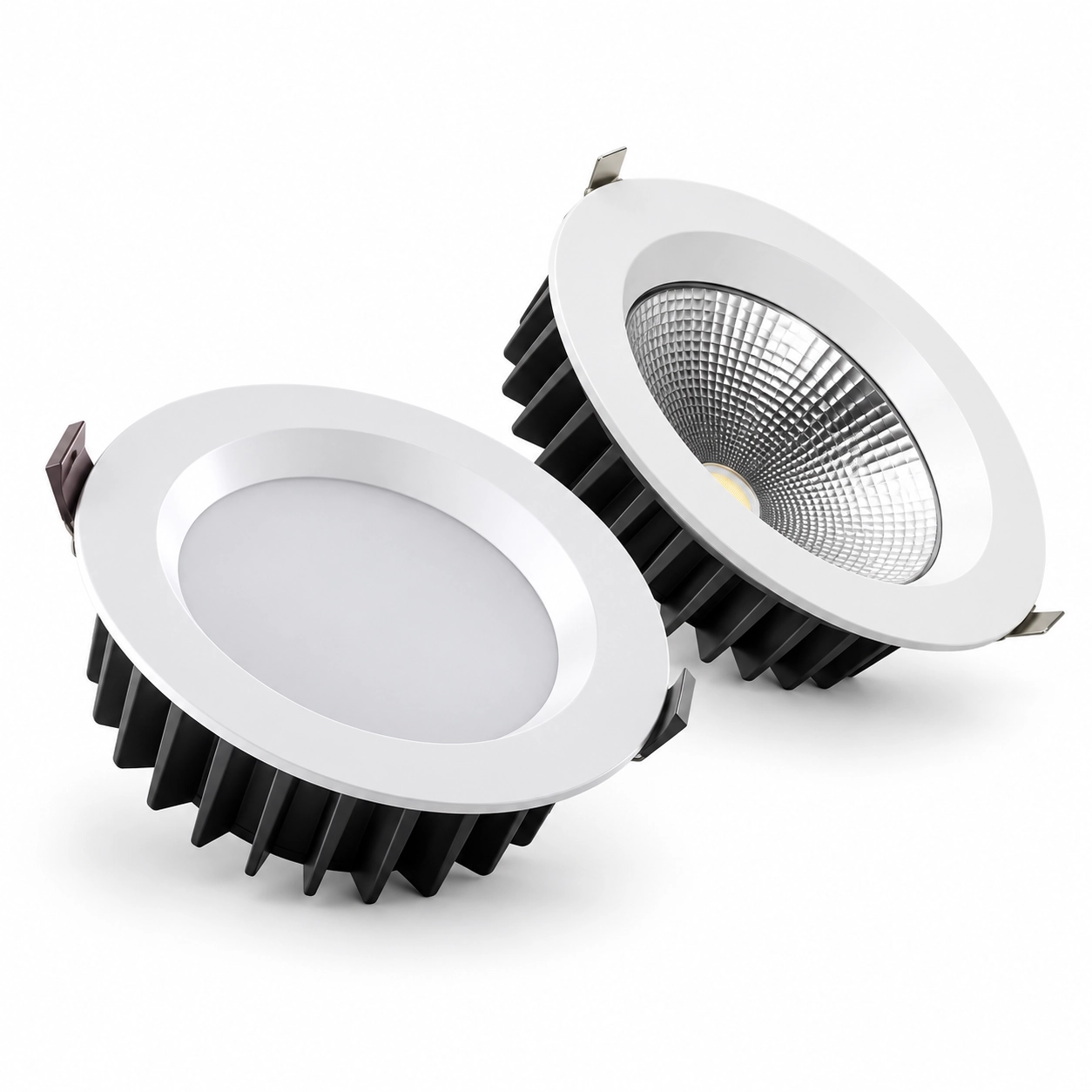 Downlight berdiameter besar dengan sumber COB atau SMD